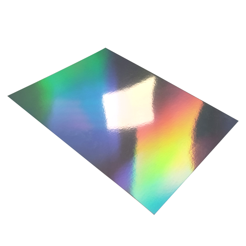 Solid holografisk karton