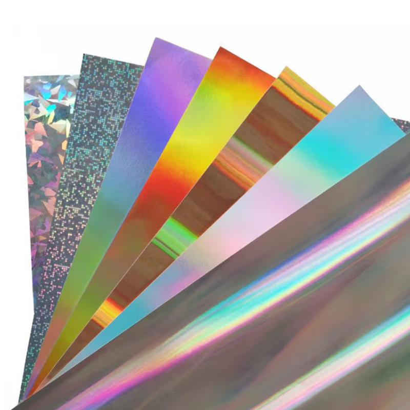 Solid holografisk karton